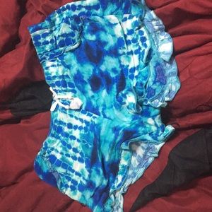 Cute tie die shorts